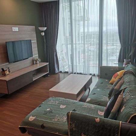Teo Resident 2 Vivacity Jazz Suite 4 Kuching Bagian luar foto