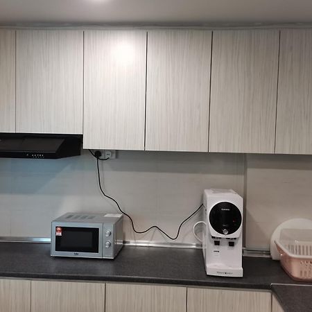 Teo Resident 2 Vivacity Jazz Suite 4 Kuching Ruang foto